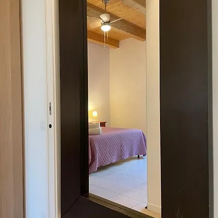 A Due Passi Dal Centro Apartment *