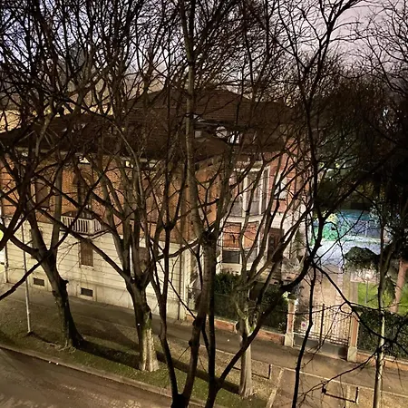 A Due Passi Dal Centro *